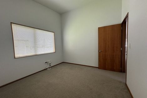 Photo of property in 1070 Beach Road, Torbay, Auckland, 0630