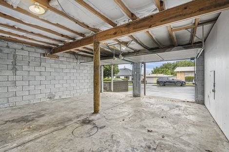 Photo of property in 4 Mayfair Place, Westown, New Plymouth, 4310