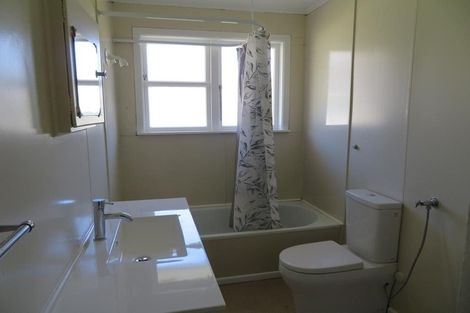 Photo of property in 3/50 Cruickshank Road, Clouston Park, Upper Hutt, 5018