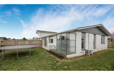 Photo of property in 1/2 Lamorna Road, Parklands, Christchurch, 8083