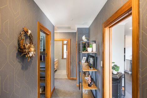 Photo of property in 24 Matamau Street, Palmerston North, 4414