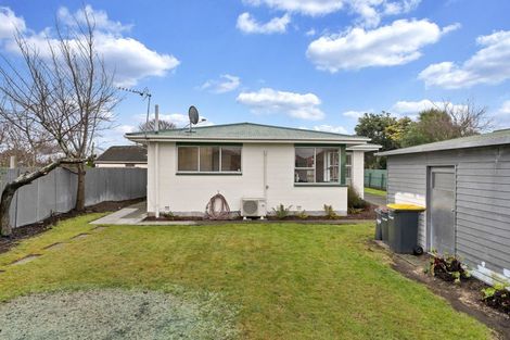 Photo of property in 76a Englefield Road, Northwood, Christchurch, 8051