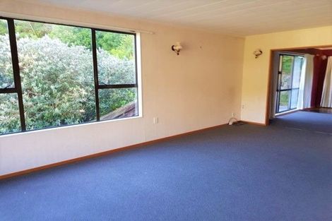 Photo of property in 37 Postgate Drive, Whitby, Porirua, 5024