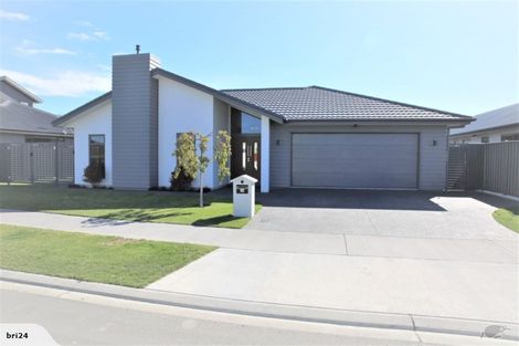 Photo of property in 20 Aspiring Drive, Poraiti, Napier, 4112