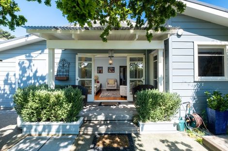 Photo of property in 15 Pipi Street, Te Awanga, 4102