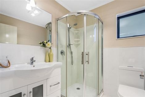 Photo of property in 84 Tiriwa Drive, Massey, Auckland, 0614