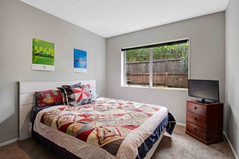 Photo of property in 16 Ariel Place, Snells Beach, 0920