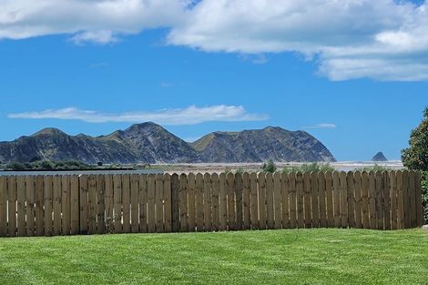 Photo of property in 15 Hauiti Road, Tolaga Bay, 4077