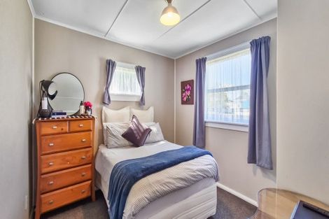 Photo of property in 20 Alexandra Street, Marton, 4710