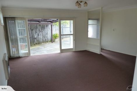 Photo of property in 2/25 Nutsey Avenue, Northcote, Auckland, 0627