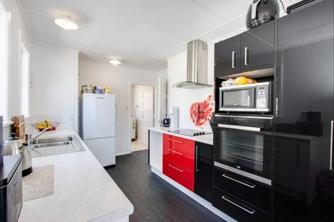 Photo of property in 102 Nuffield Avenue, Marewa, Napier, 4110