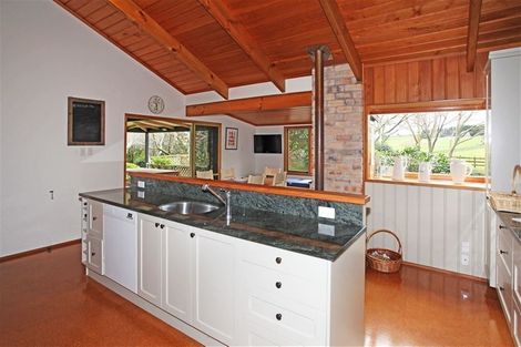 Photo of property in 18 Clark Road, Karaka, Papakura, 2580