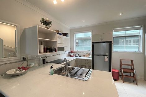 Photo of property in 42 Pipitea Street, Thorndon, Wellington, 6011