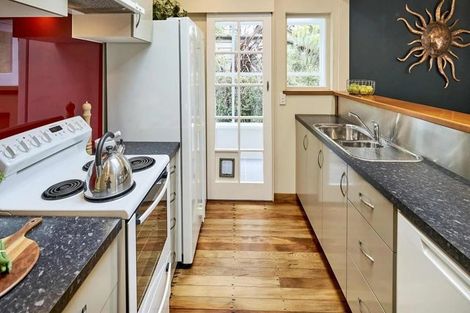 Photo of property in 24 Elmslie Road, Pinehaven, Upper Hutt, 5019