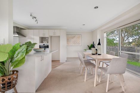 Photo of property in 10a Centreway Road, Orewa, 0931