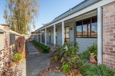 Photo of property in 120 Avondale Road, Taradale, Napier, 4112