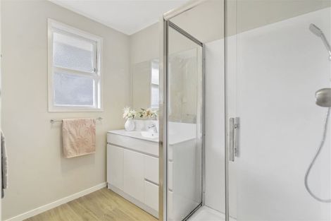 Photo of property in 34 Brentford Place, Manurewa, Auckland, 2102