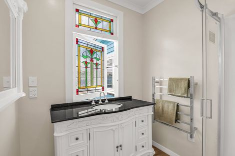 Photo of property in 93 Wood Street, Takaro, Palmerston North, 4410