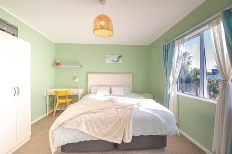 Photo of property in 1/616 Te Atatu Road, Te Atatu Peninsula, Auckland, 0610