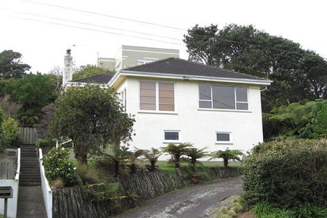 Photo of property in 5 Bonithon Avenue, Moturoa, New Plymouth, 4310