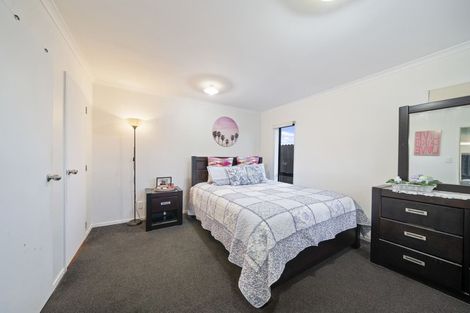 Photo of property in 45 Nicholas Gibbons Drive, Clendon Park, Auckland, 2103