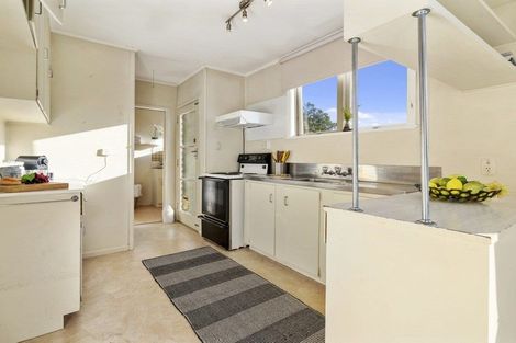 Photo of property in 8 Ashcroft Avenue, Mangere Bridge, Auckland, 2022