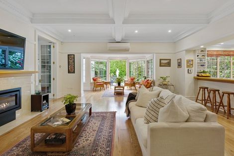 Photo of property in 38 Waiwetu Street, Fendalton, Christchurch, 8052