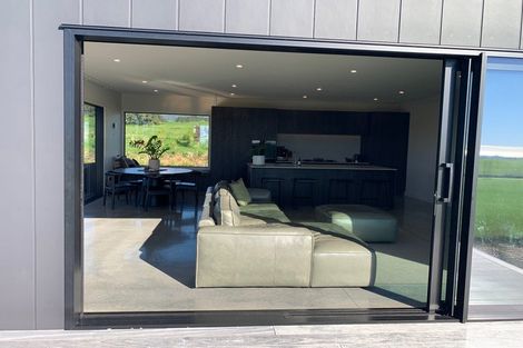 Photo of property in 187 Korito Road, Korito, New Plymouth, 4371