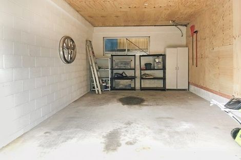 Photo of property in 1/7 Lingham Crescent, Torbay, Auckland, 0630