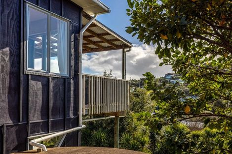 Photo of property in 23 Ocean Road, Surfdale, Waiheke Island, 1081