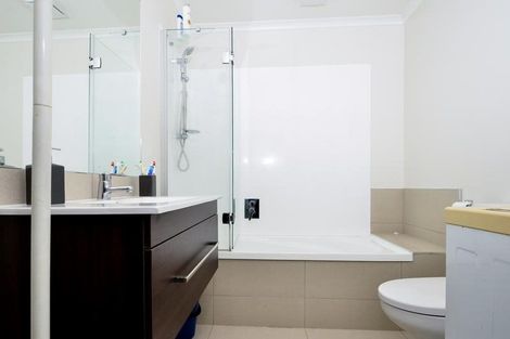 Photo of property in 7 Pohue Avenue, Huapai, Kumeu, 0810