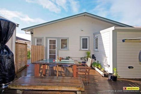 Photo of property in 24 Phillip Street, Johnsonville, Wellington, 6037