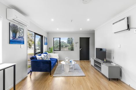 Photo of property in 1 Kendall Court, Wattle Downs, Auckland, 2103