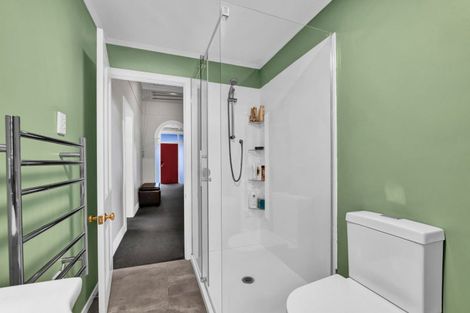 Photo of property in 37 Fantham Street, Hawera, 4610