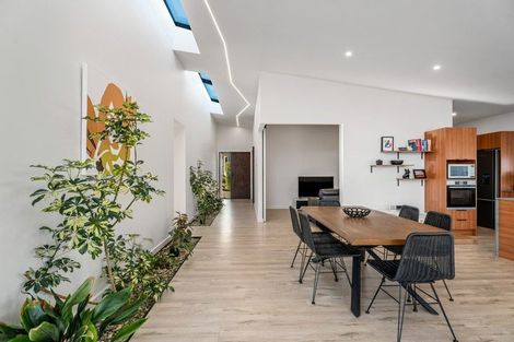 Photo of property in 25 Matipo Street, Wanaka, 9305