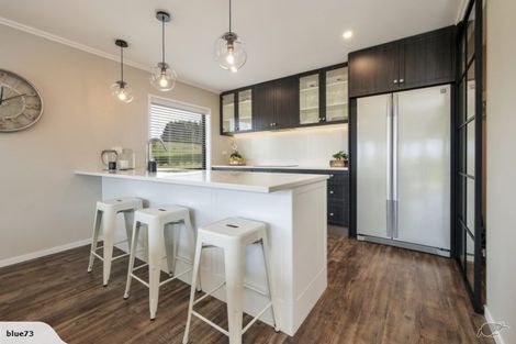 Photo of property in 24 Medhurst Road North, Bombay, 2675