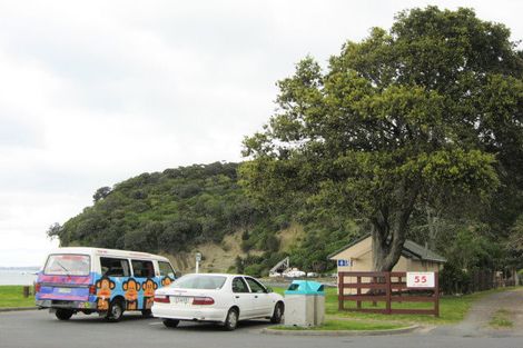 Photo of property in 57 Waiwera Road, Waiwera, Orewa, 0994