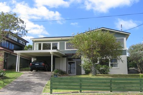Photo of property in 55a Seaview Road, Castor Bay, Auckland, 0620