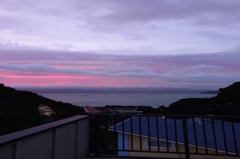 Photo of property in 3/19 Onslow Road, Khandallah, Wellington, 6035