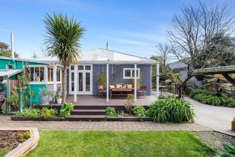 Photo of property in 216 Geraldine Street, Edgeware, Christchurch, 8013