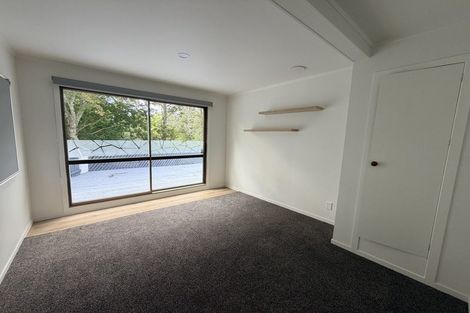 Photo of property in 30 Glencourt Place, Glenfield, Auckland, 0629