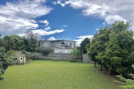 Photo of property in 36 Kurnell Drive, Botany Downs, Auckland, 2010