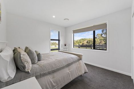 Photo of property in 12 Kahikatea Drive, Kinloch, Taupo, 3377