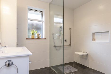 Photo of property in 53 Chateau Crescent, Rangatira Park, Taupo, 3330