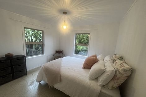 Photo of property in 243 Pheney Road, Hurford, New Plymouth, 4374