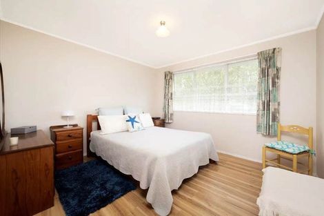 Photo of property in 4 Tangelo Place, Bucklands Beach, Auckland, 2012