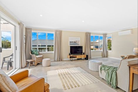 Photo of property in 41 Aurora Avenue, Snells Beach, 0920