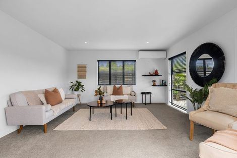 Photo of property in 28 Puhirake Crescent, Pyes Pa, Tauranga, 3112