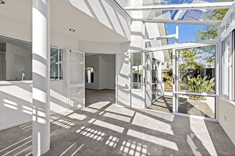 Photo of property in 1/20 Norwood Road, Bayswater, Auckland, 0622