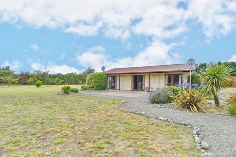 Photo of property in 249 Stanton Road, Amberley, 7482